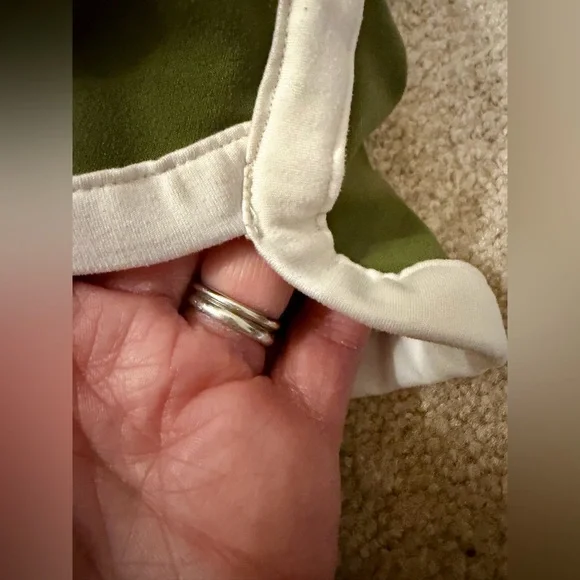 Aerie Olive Green Leggings and Sports Bra - Picture 5 of 13